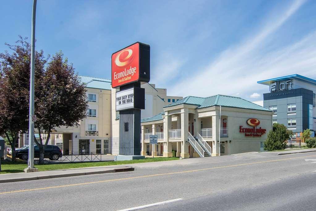 Econo Lodge Inn&Suites University YYC Esterno foto